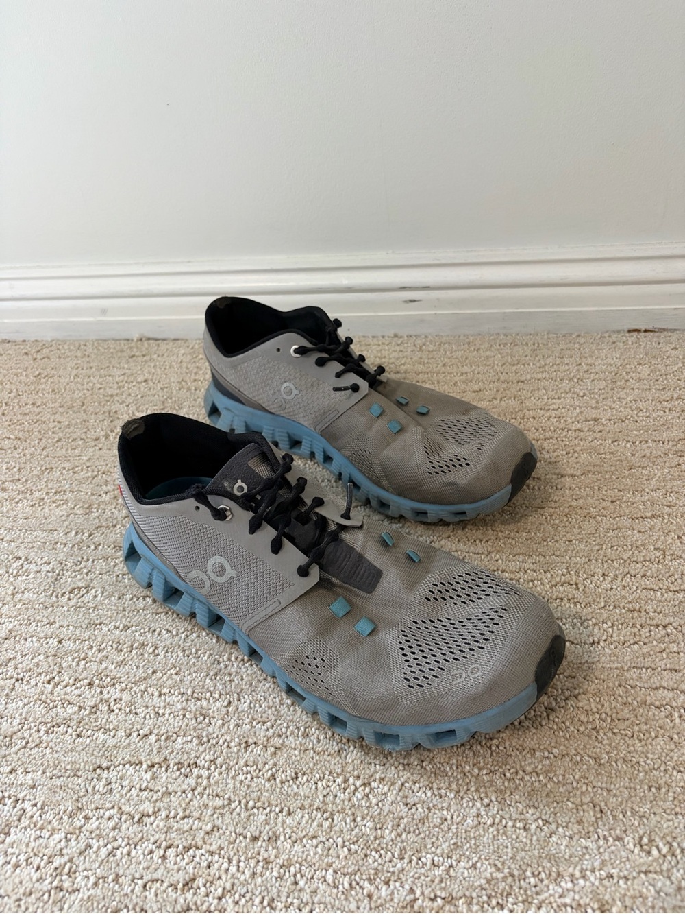 On Running Cloud Men’s Running Shoes